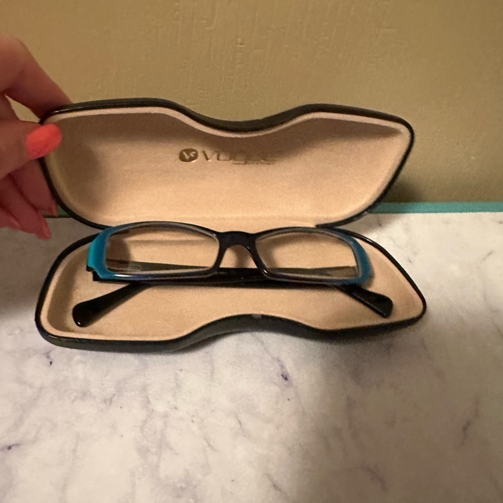 Vogue Made In Italy Turquoise Frame Eyewear - Picture 3 of 8